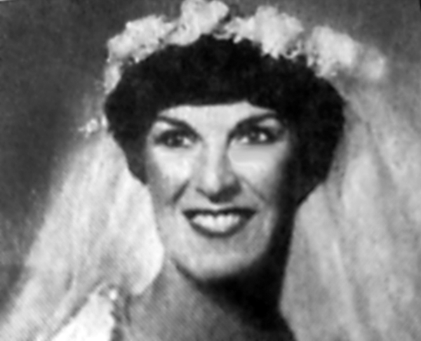 Phyllis Jean Campbell on her wedding day in 1989.